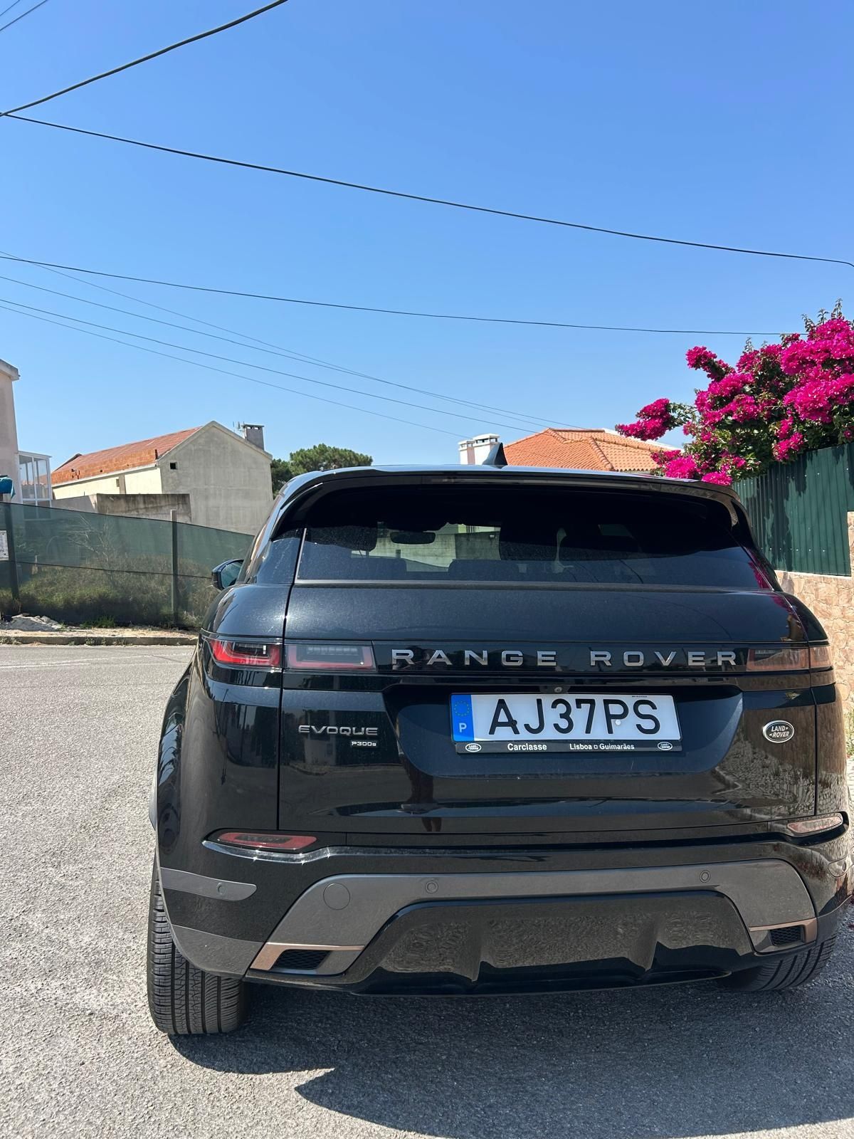 Range Rover Evoque P300e