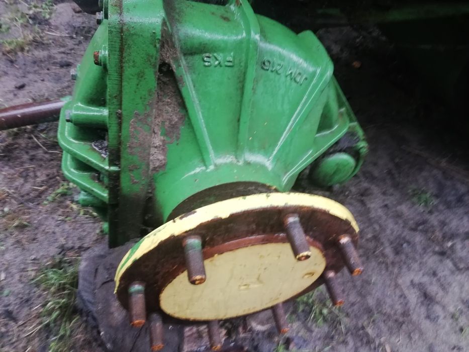 Zwolnica John Deere 965,970,975,1052, 1065, 1072,1075,1085, 1174,1177