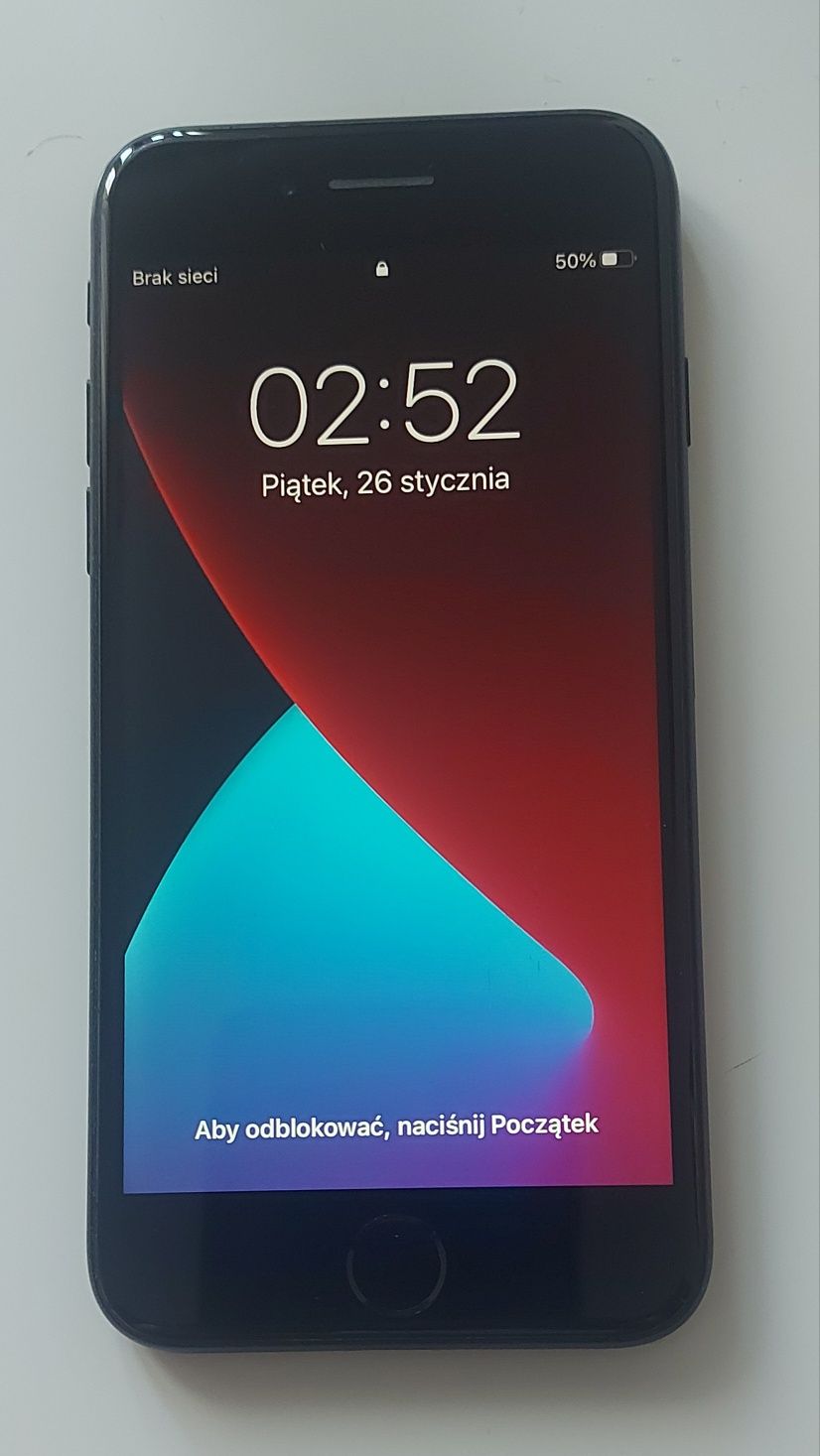 IPhone 7 baterii 82% pamięć 32GB