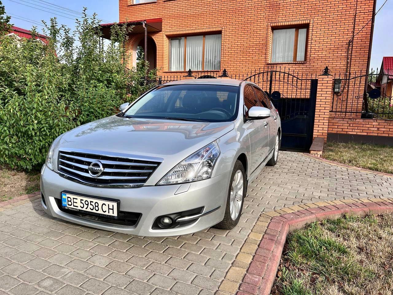 Nissan Teana 2010