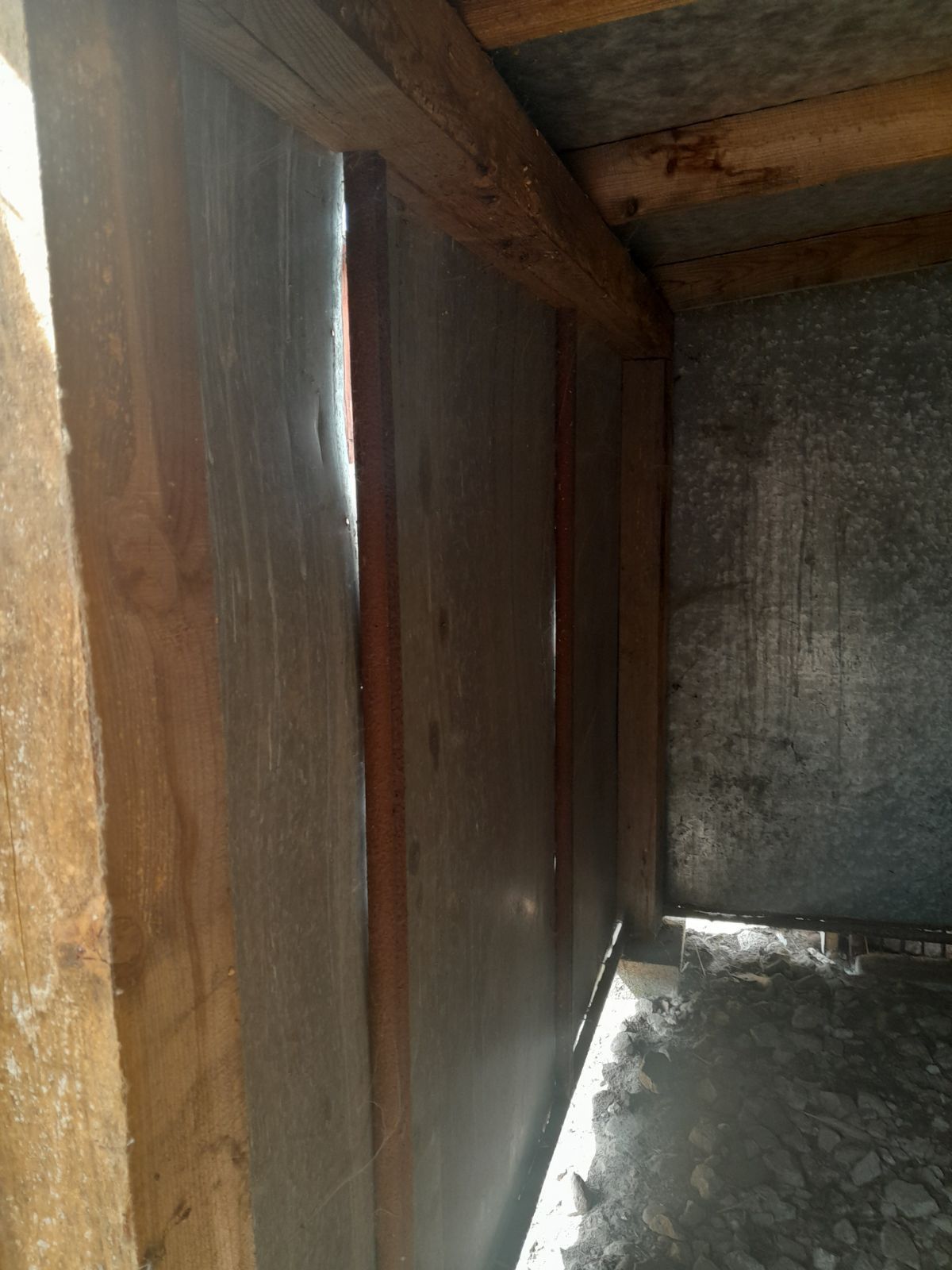 Garaż metalowo-drewniany 3x4m