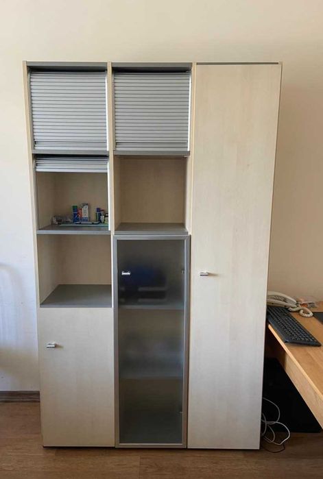 Набір меблів кабінет офісний, стіл, крісло, шафи