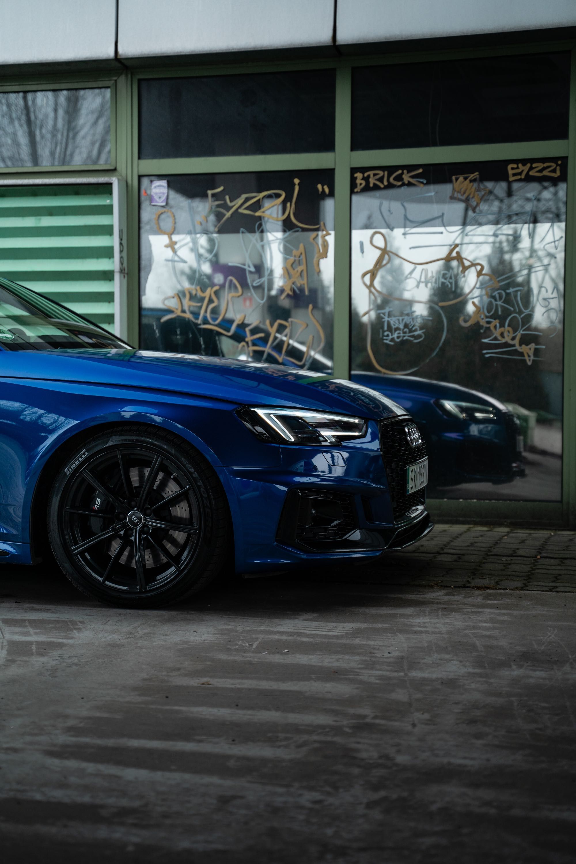 Wynajem Audi RS4 Sport Quattro 4x4 wynajem bez kaucji wypożyczalnia