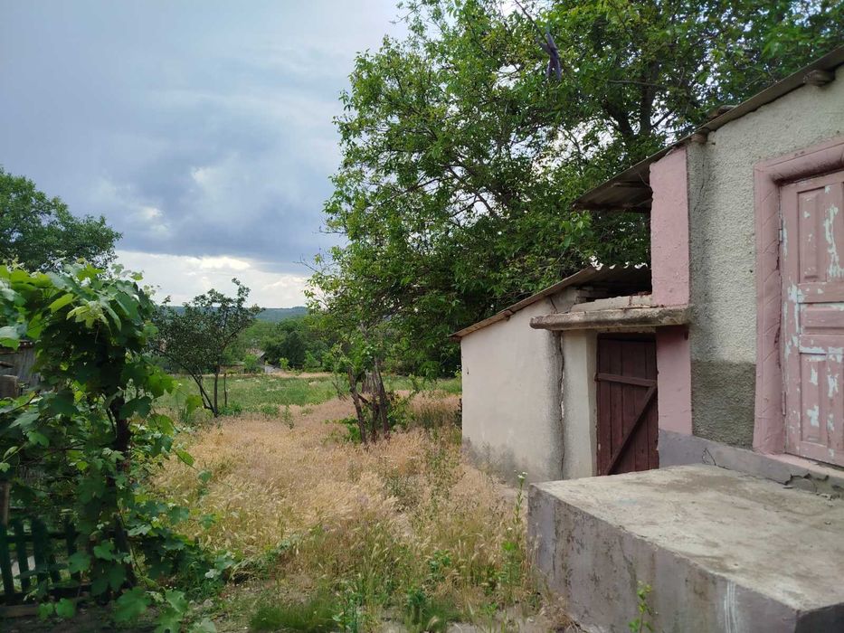 Продам будинок  в смт Миколаївка Одеська область