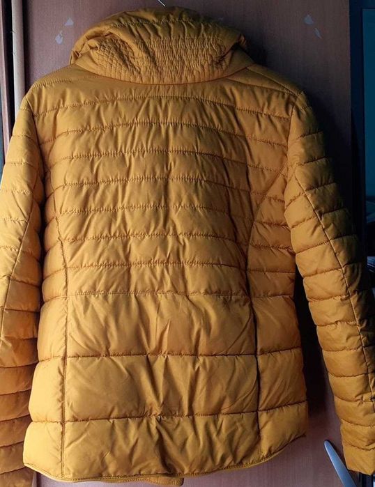 Casaco com capuz M
