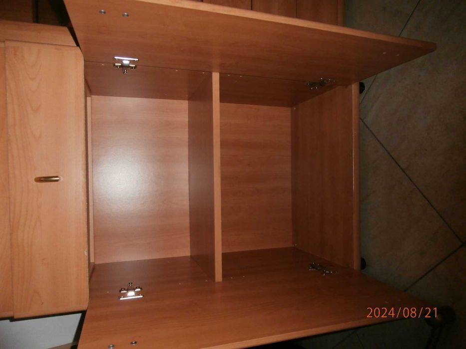 Witryna Słupek przeszklony+barek gratis kol. olcha używane czytaj opis