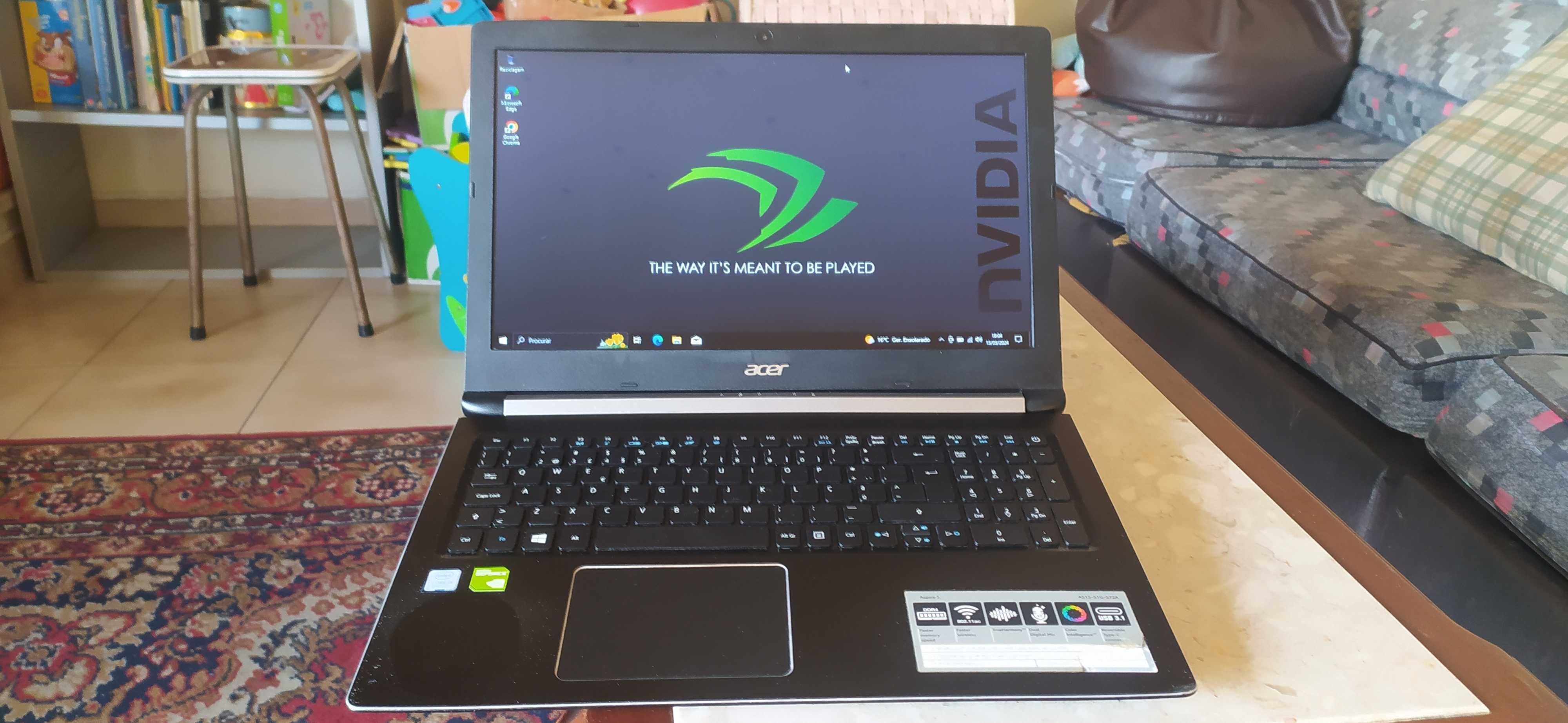 Acer A515 8core i5 + 2 Gráficas + 8GB RAM + SSD256GB