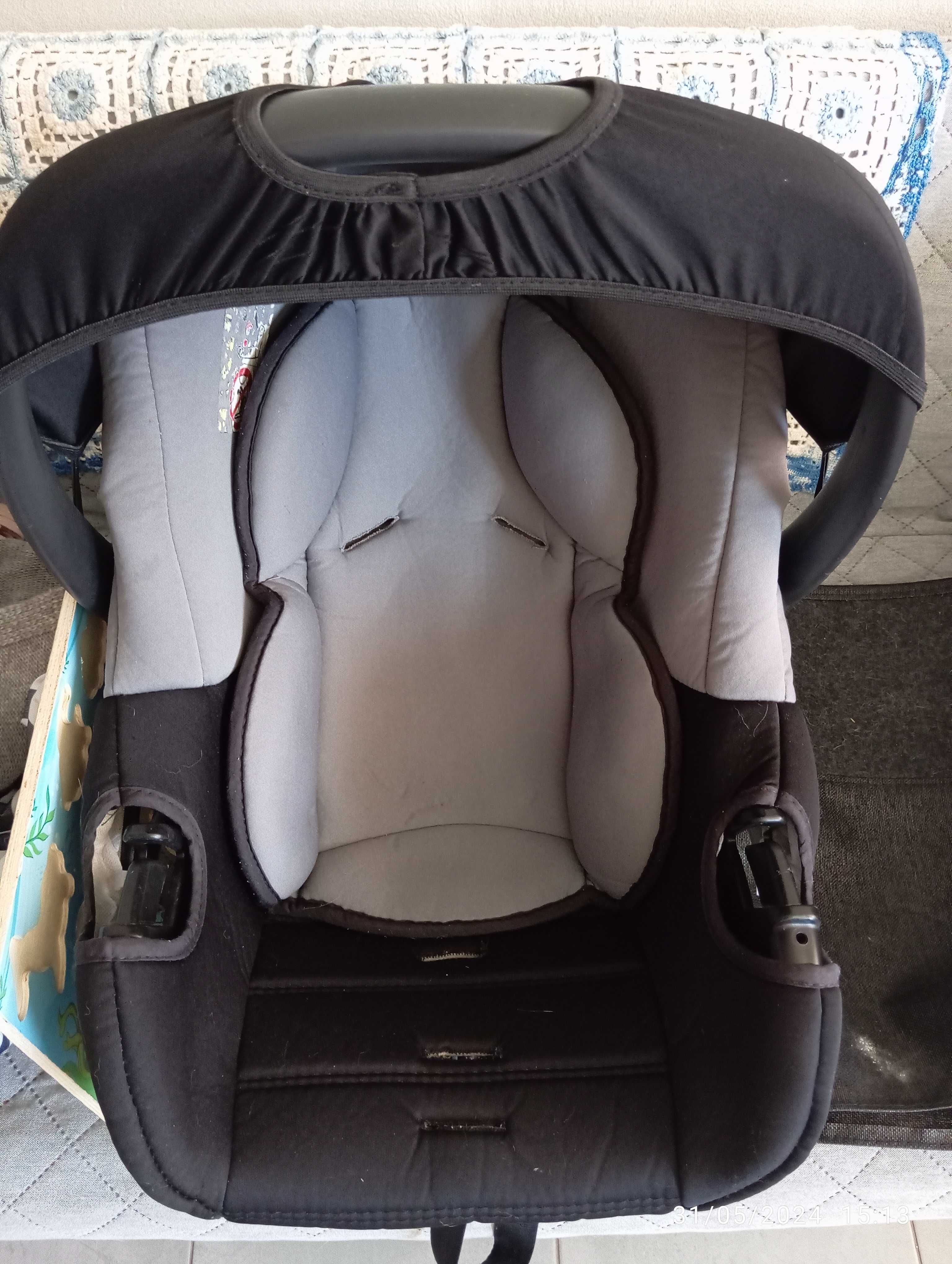 Vendo ovo com carrinho praticamente novo