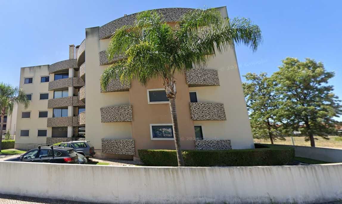 Apartamento Duplex T3+2 (condomínio Solar do Bonito - Entroncamento)