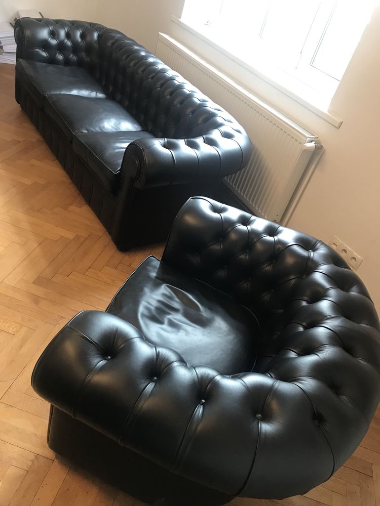 Sofa i fotel Typu Charleston Czarna skóra