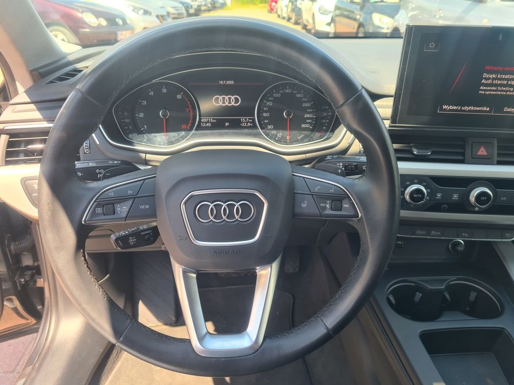 Audi A4 / 2023 / 2.0 150 ps / Benzyna / Niski Przebieg / Automat /