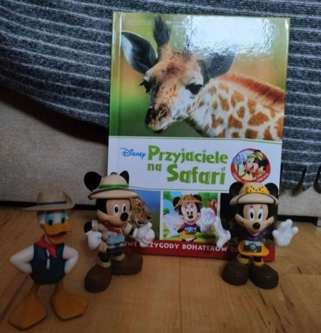 "Przyjaciele na Safari" - figurki(słonie, lwy, Myszka Miki) i książki.