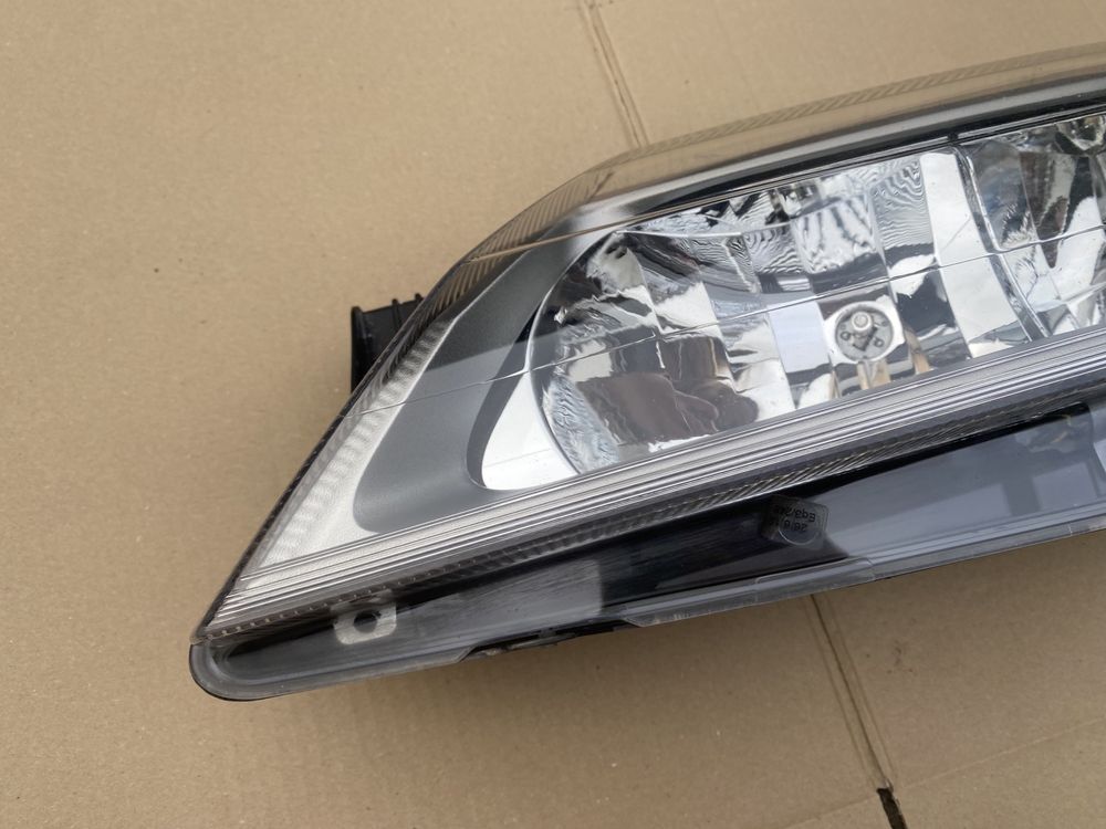 Renault Laguna II Lampa Xenon Lewy Przód EU