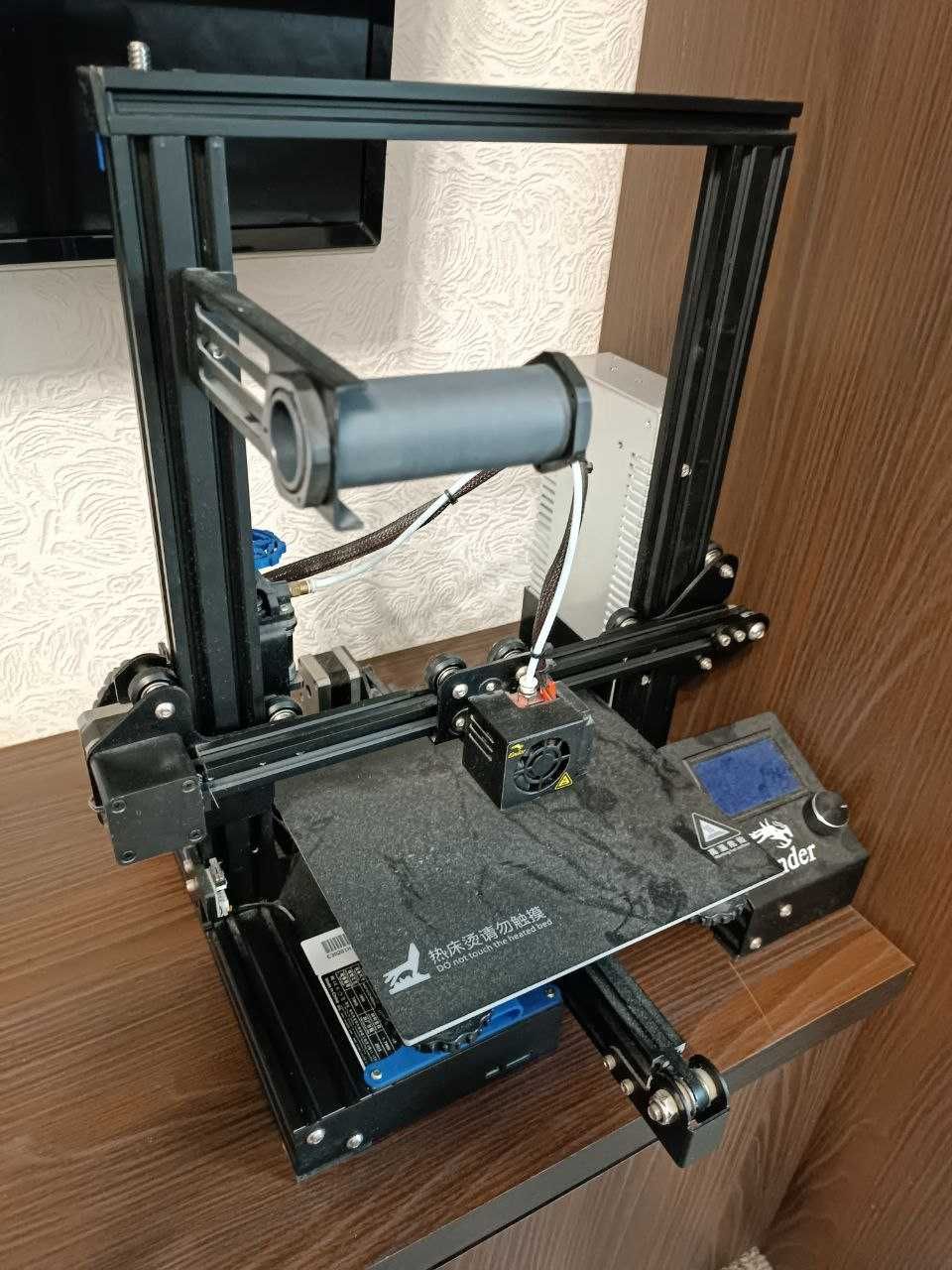 Ender 3 v3 SE та Ender 3 v2 3д принтер