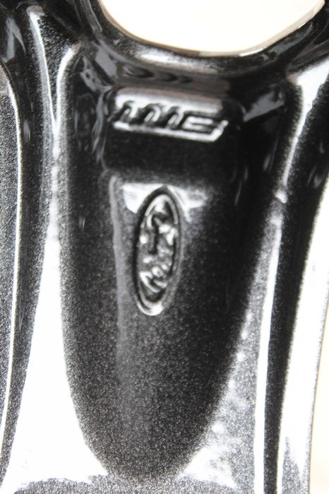 FORD Focus Mk3 Mk4 Kuga Mk1 Mk2 Mk3 Puma VOLVO 5x108 17'' 7,5J ET55