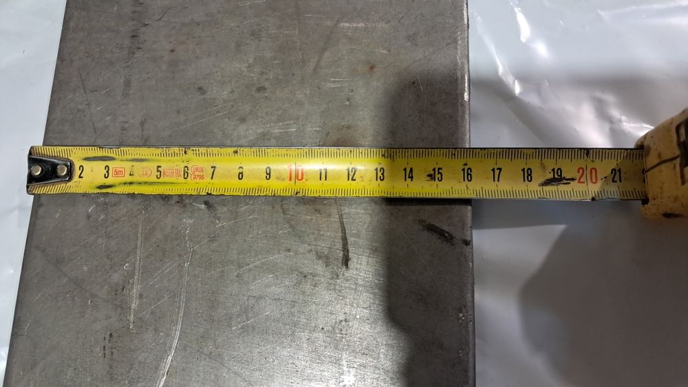 Продам пластину из нержавеющей стали.