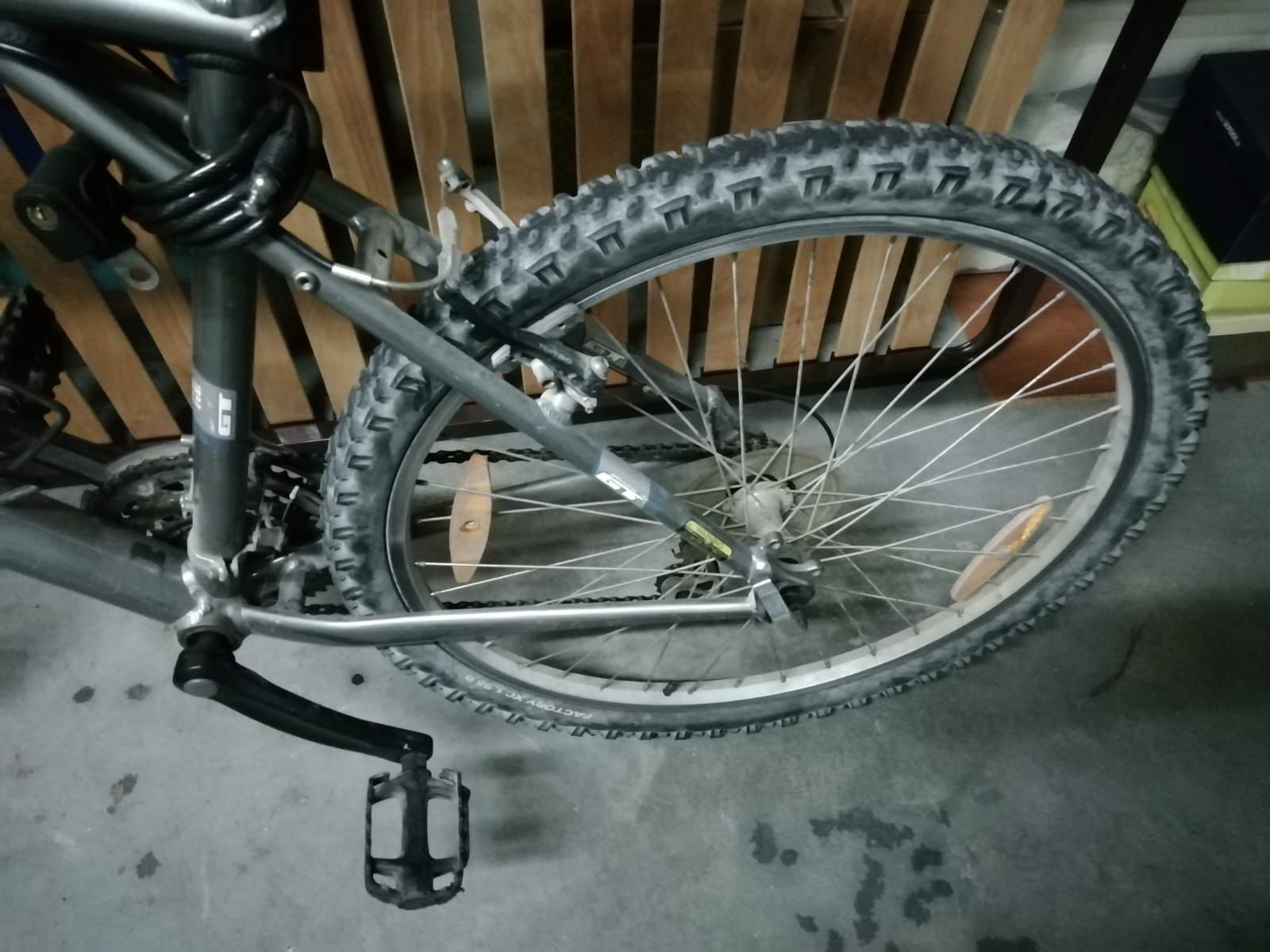 Bicicleta BTT GT avalanche 3.0