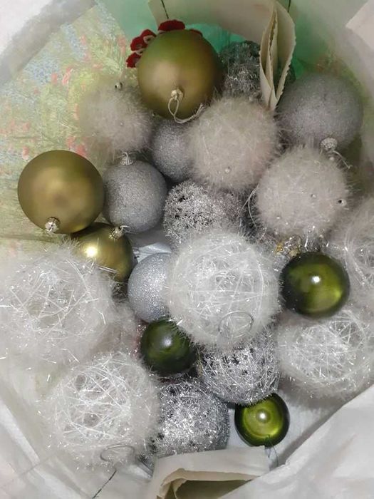 árvore de natal - 1,80m, oferta de enfeites