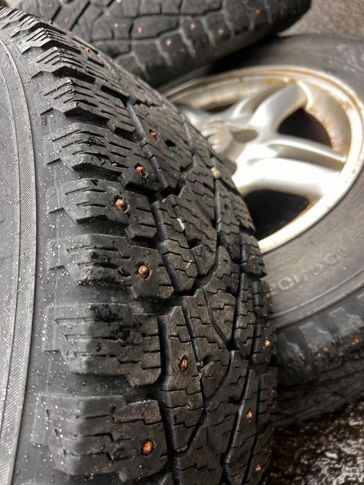 Колеса 5x114,3 195/70 r15c Nokian Hakkapeliitta C3