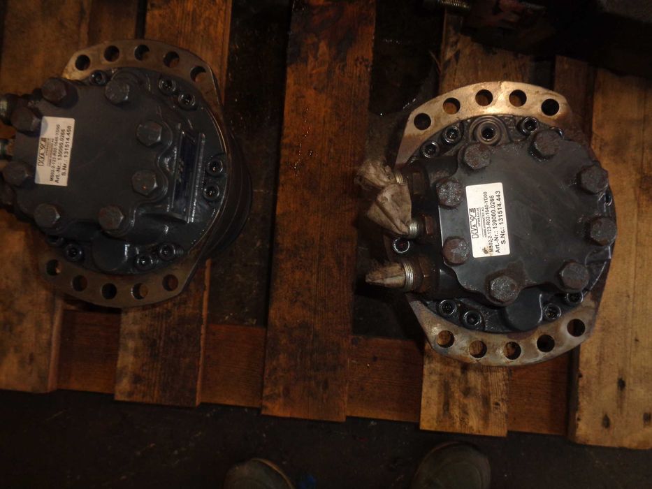 Hydromotor silnik hydrauliczny jazdy POCLAIN MS02-2-123-R02 / A529682