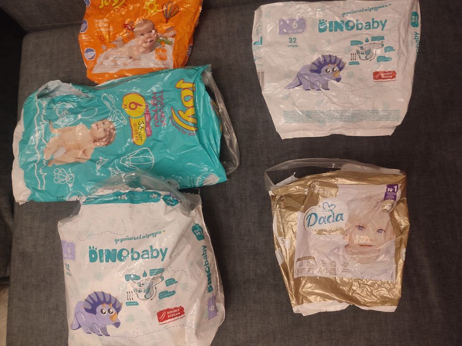 Кульки, упаковки пусті з ручками, безкоштовно