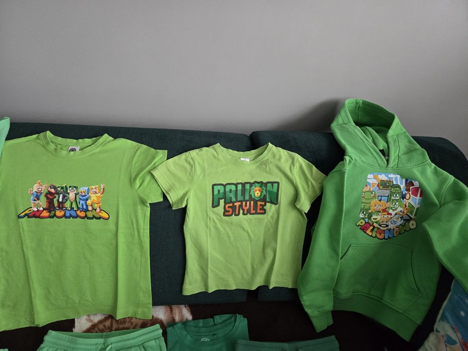 Zestaw ubranek dla Fana Paliona.