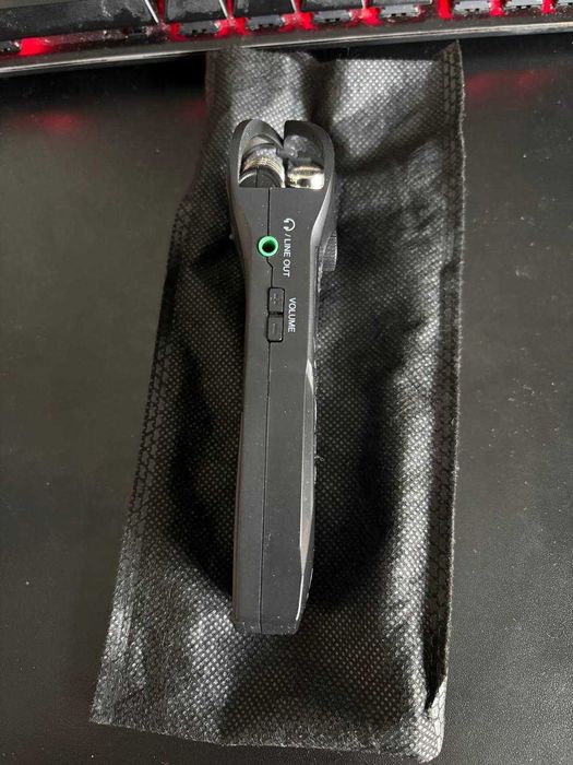 Проодам рекордер Zoom H1n