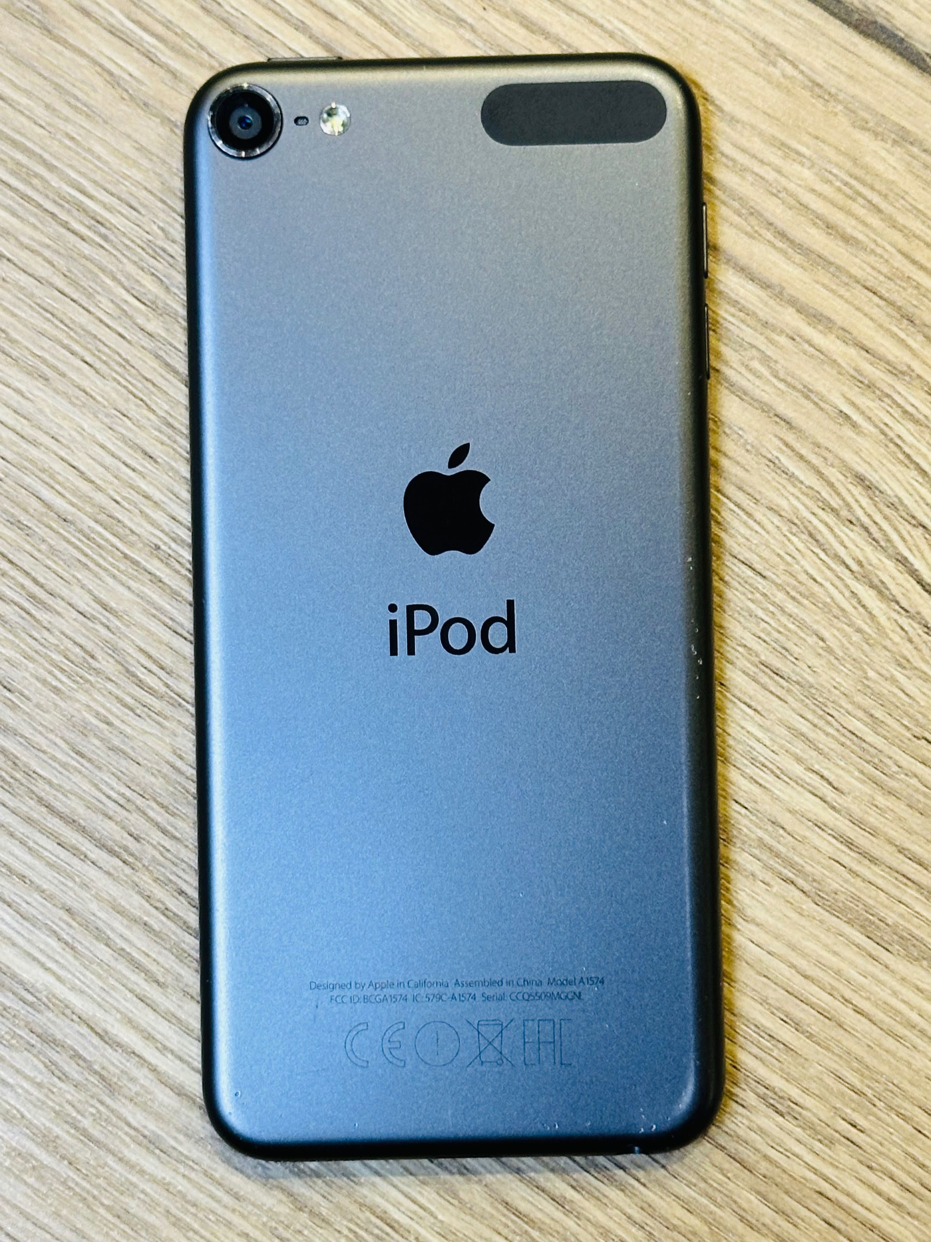 Apple iPod touch 6G 32GB grey (MKJ02FD/A)