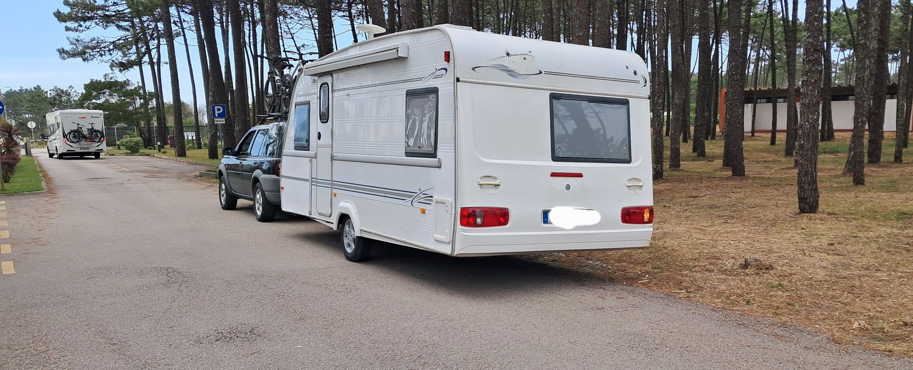 Caravana com beliche cama casal