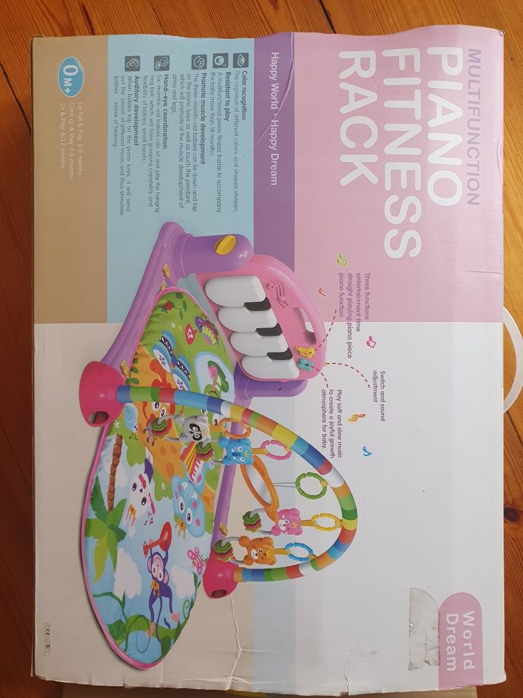 Mata edukacyjna z pianinkiem 0+ Piano fitness rack