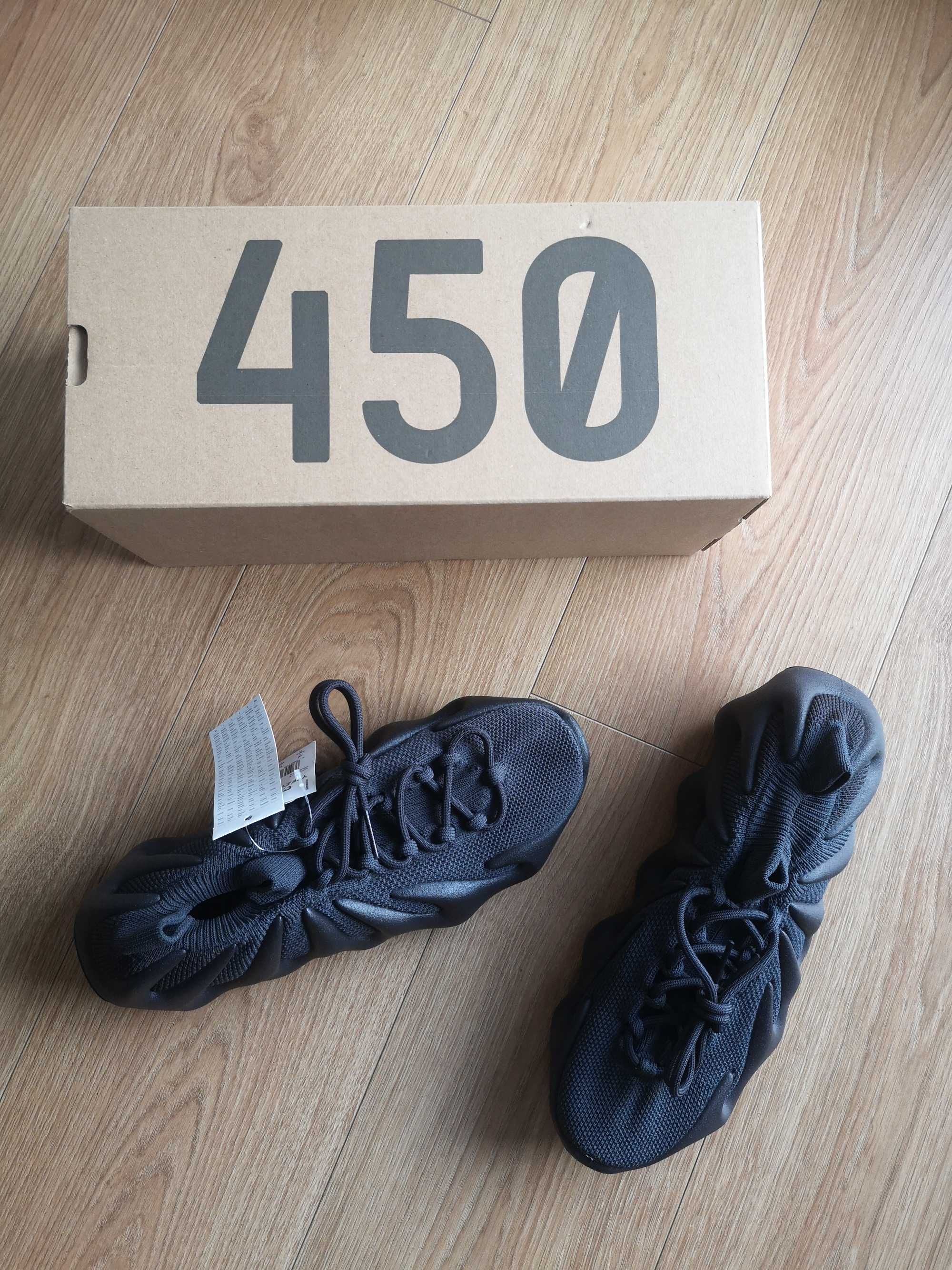 Yezzy 450 Utility Black w rozmiarze 44 2/3