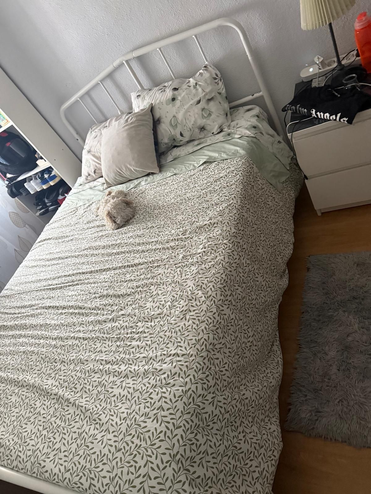 Cama ferro de casal 1.90 mx1.40m c/colchão