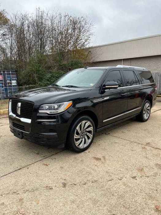 2022 Lincoln Navigator L