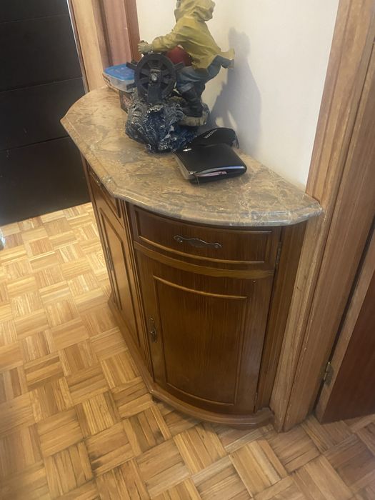 Vendo móveis antigo