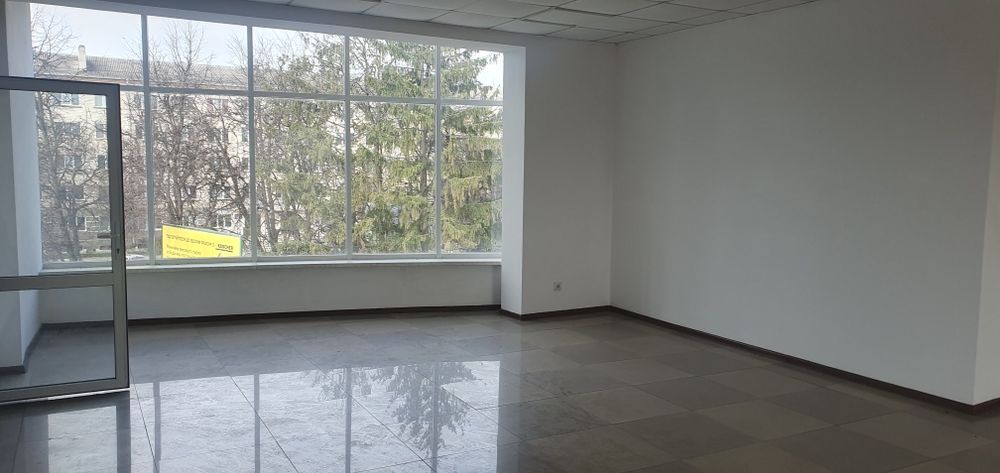 Здам комерційне приміщення в центрі