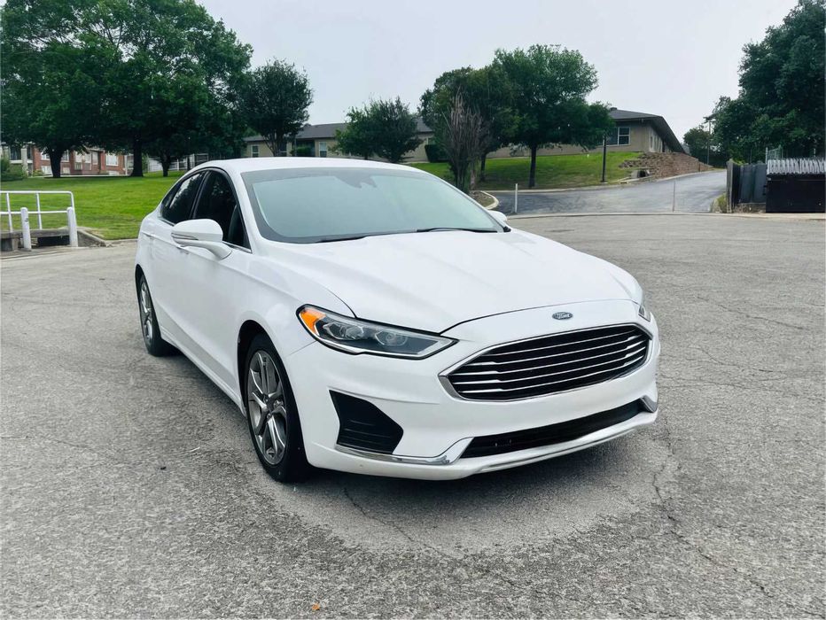 Ford Fusion      2020