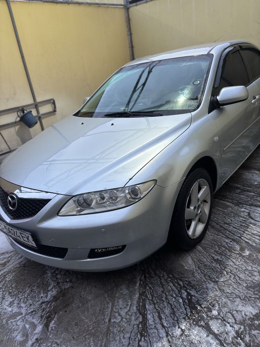 Mazda 6, 2004 року