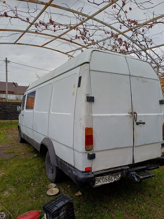 Мерседес - Бенц 310