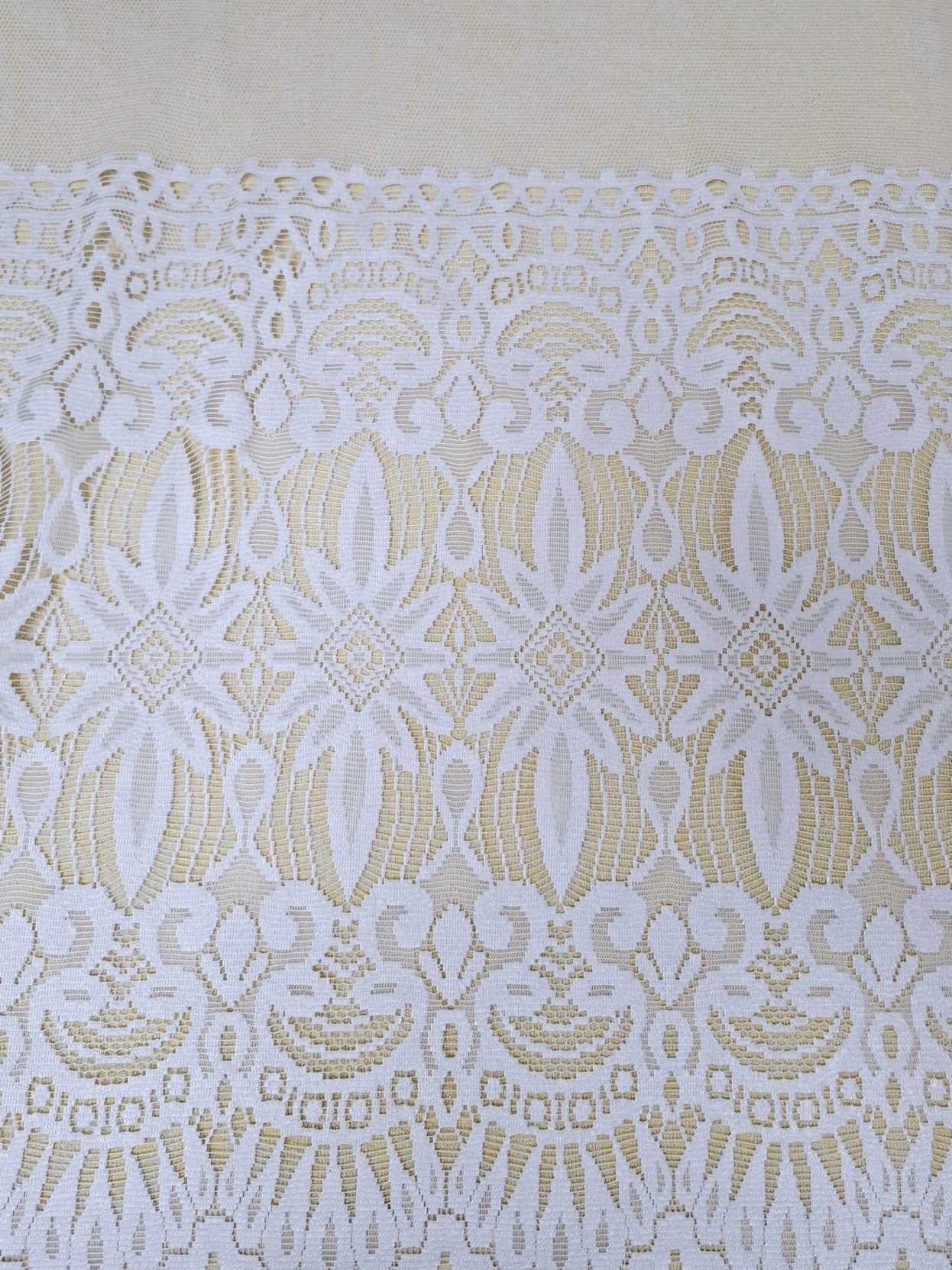 Firana biała szer.4,5m,dł.1,40 m.