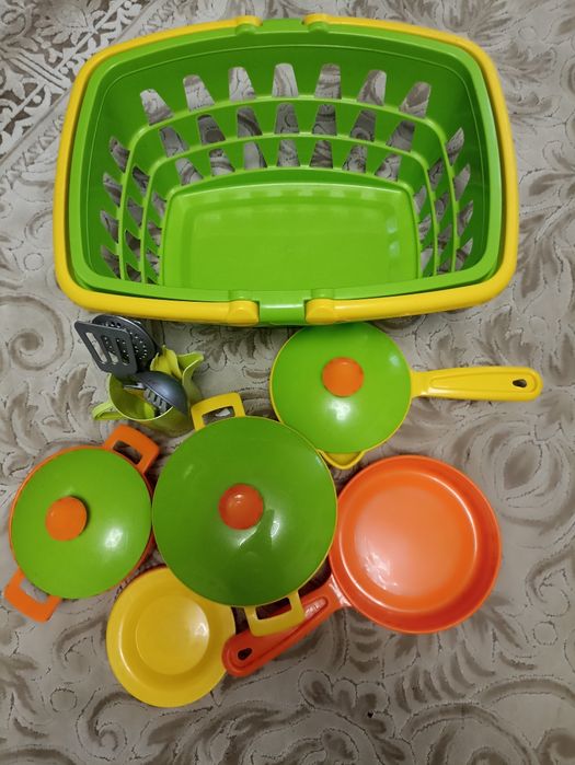 Іграшковий посуд