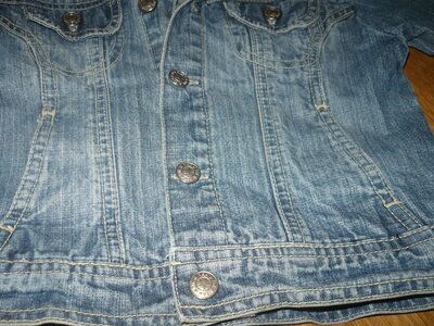 Пиджак джинсовый для девочки 110р.