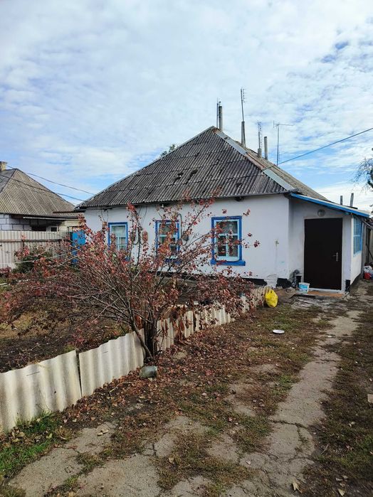 Продам частину житлового будинку