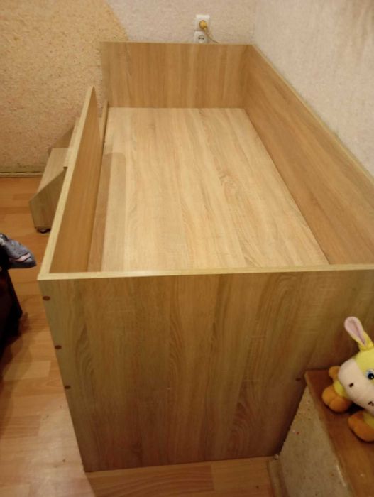 Продам детский диван