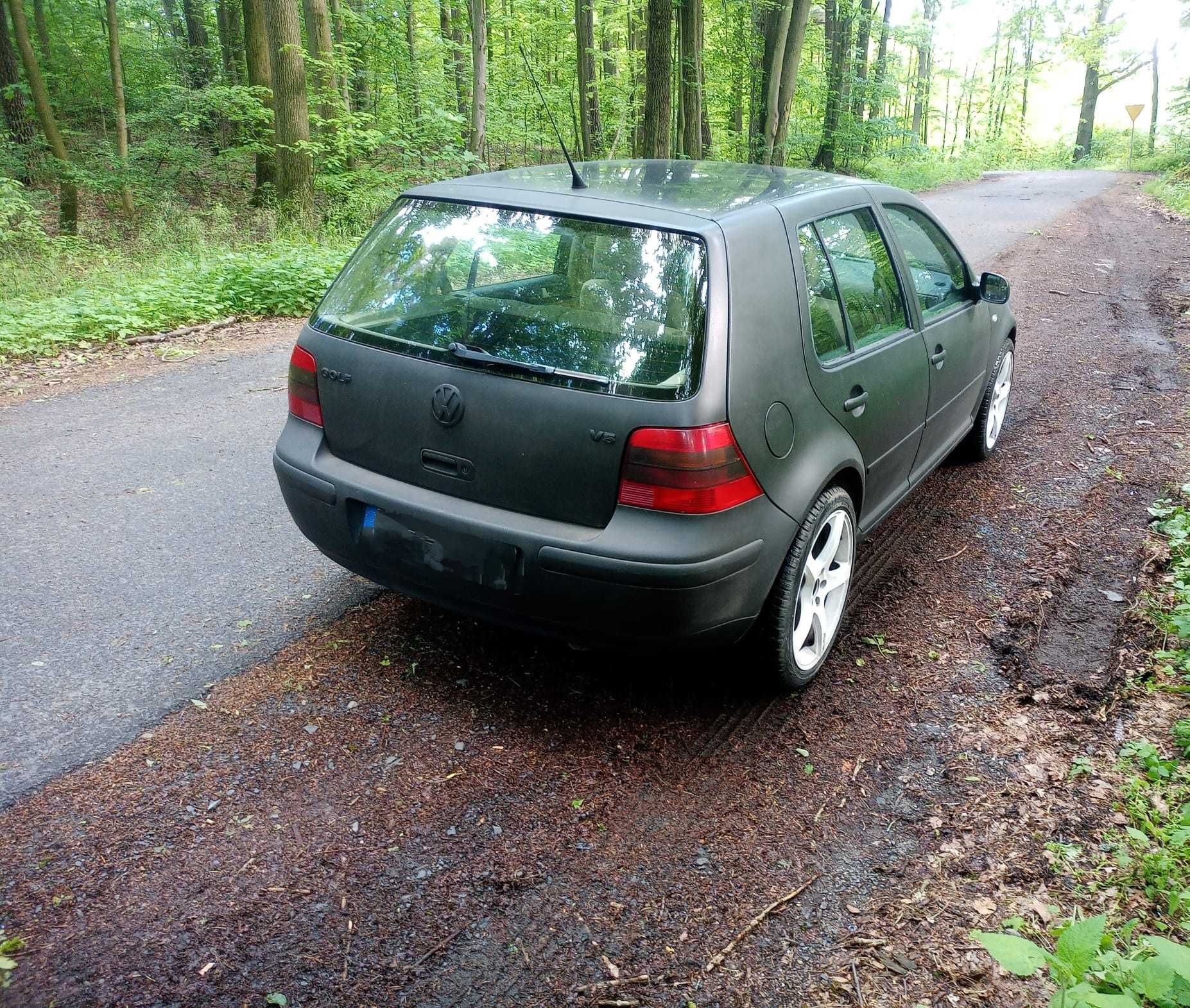 Sprzedam Volkswagen Golf VR5