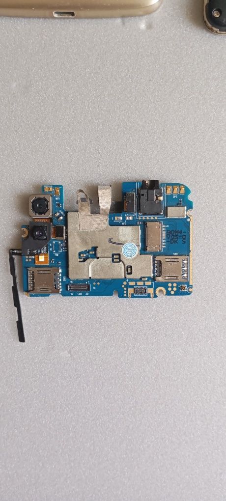 Продам redmi 9a/c( meizu m5c, Huawei y5)
