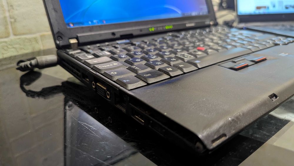 Легкий Lenovo ThinkPad X200 І+діагностика autocom cdp+ ds150e