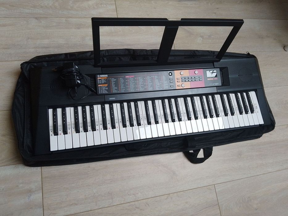 Keyboard Yamaha F51+ pokrowiec