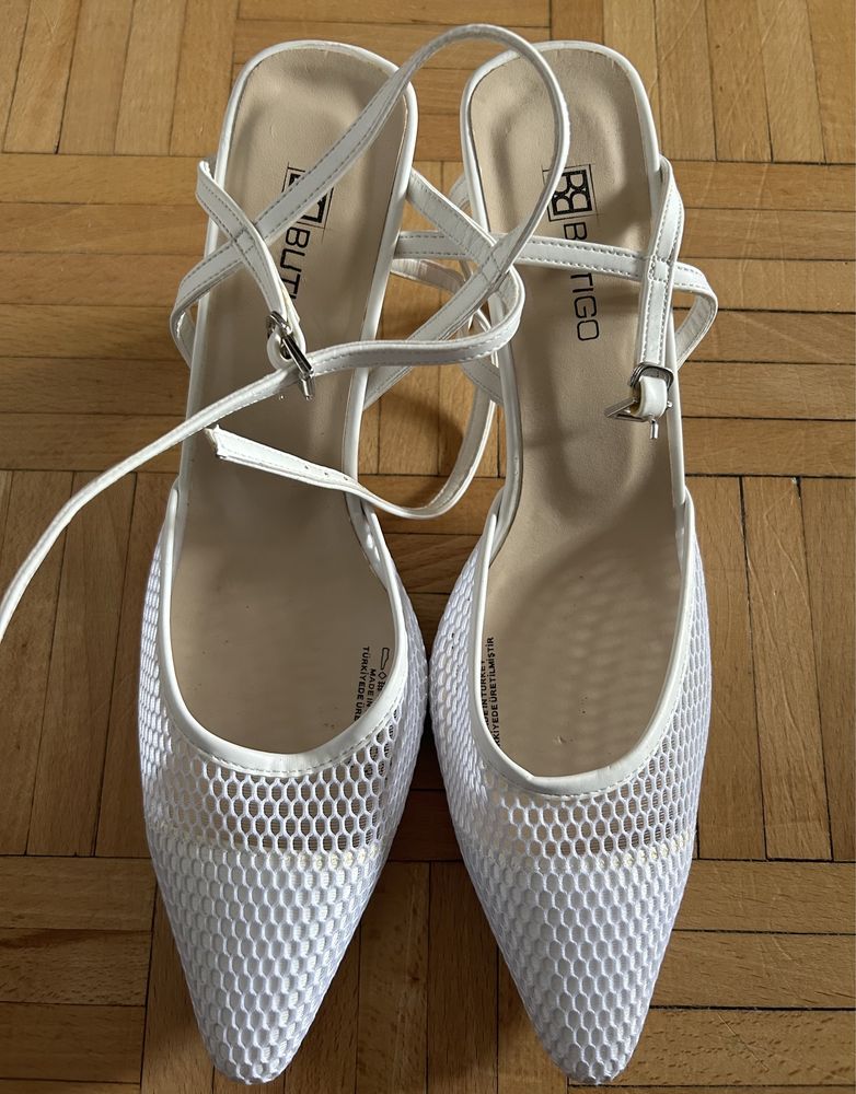 Nowe białe buty na obcasie 40 Czółenka szpilka ślubne ślub siateczka