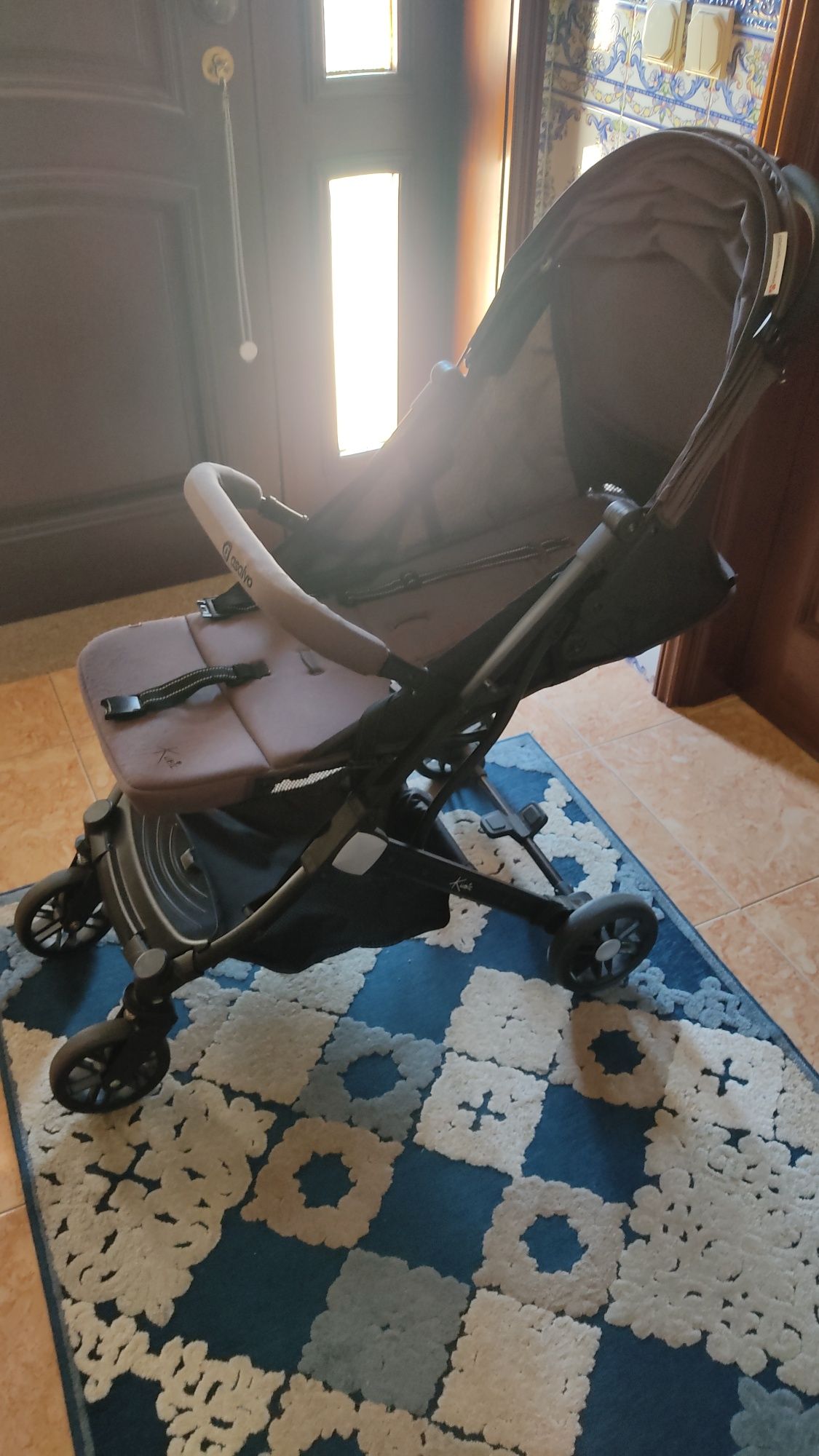 Carrinho de bebé Asalvo Kubic