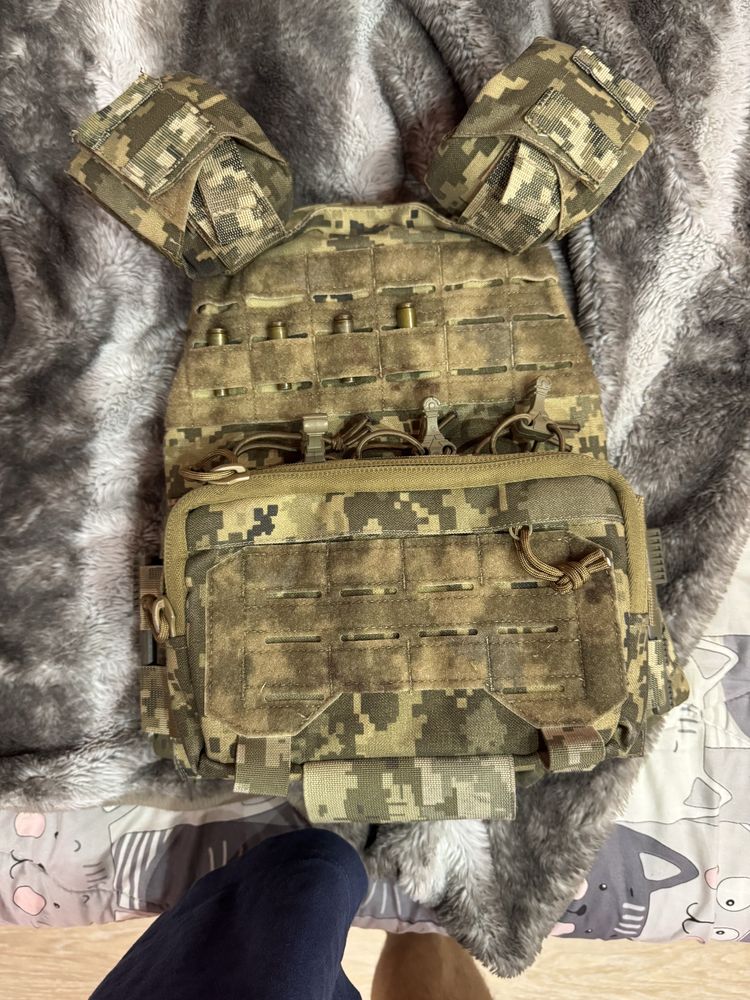 Плитоноска КРУК, система швидкого скидання. Molle. Колір Піксель.